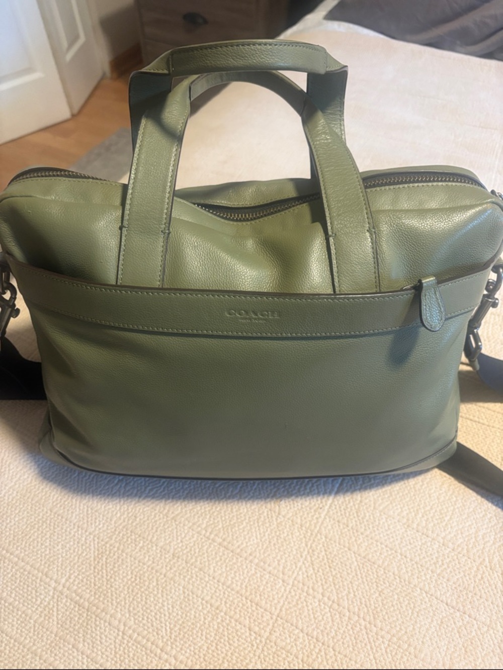 Coach Olive Green Leather Laptop Bag with Black Strap - Picture 3 of 14